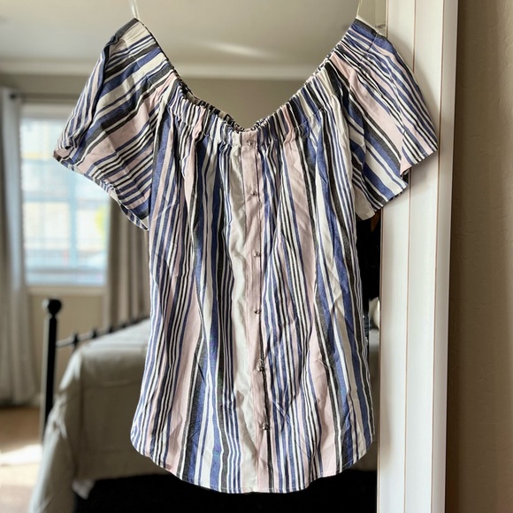 NWT Seven Sisters Striped Off-The-Shoulder Top - Picture 12 of 13